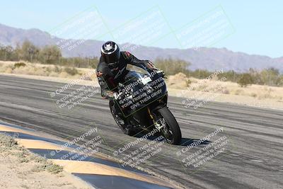 media/Dec-04-2025-Racers Edge (Thu) [[5ebc9f124d]]/3-B Group/3-Session 2 (Turn 7 Inside)/